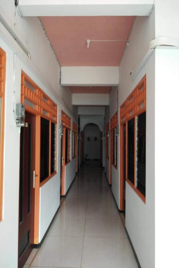 Ganeta Homestay Syariah Sidoarjo Exterior foto