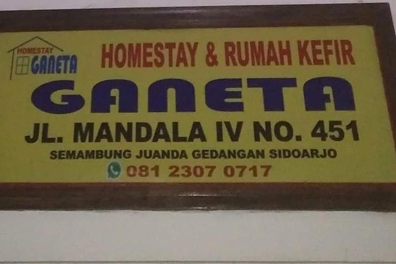 Ganeta Homestay Syariah Sidoarjo Exterior foto