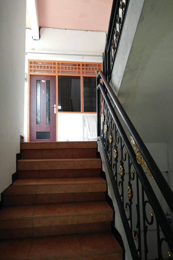 Ganeta Homestay Syariah Sidoarjo Exterior foto