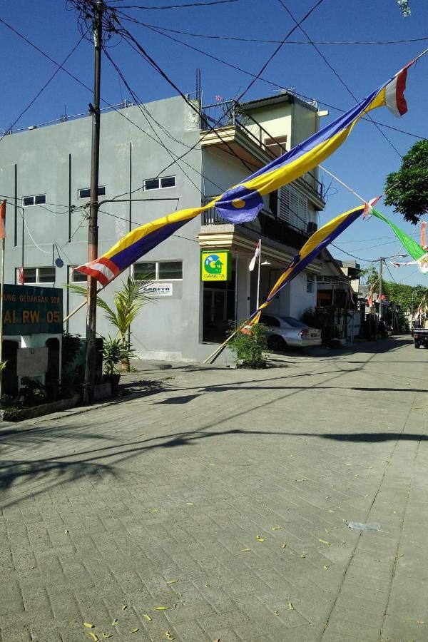 Ganeta Homestay Syariah Sidoarjo Exterior foto