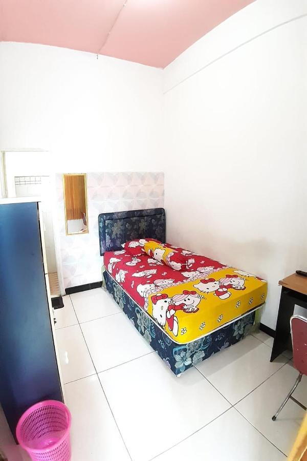 Ganeta Homestay Syariah Sidoarjo Exterior foto