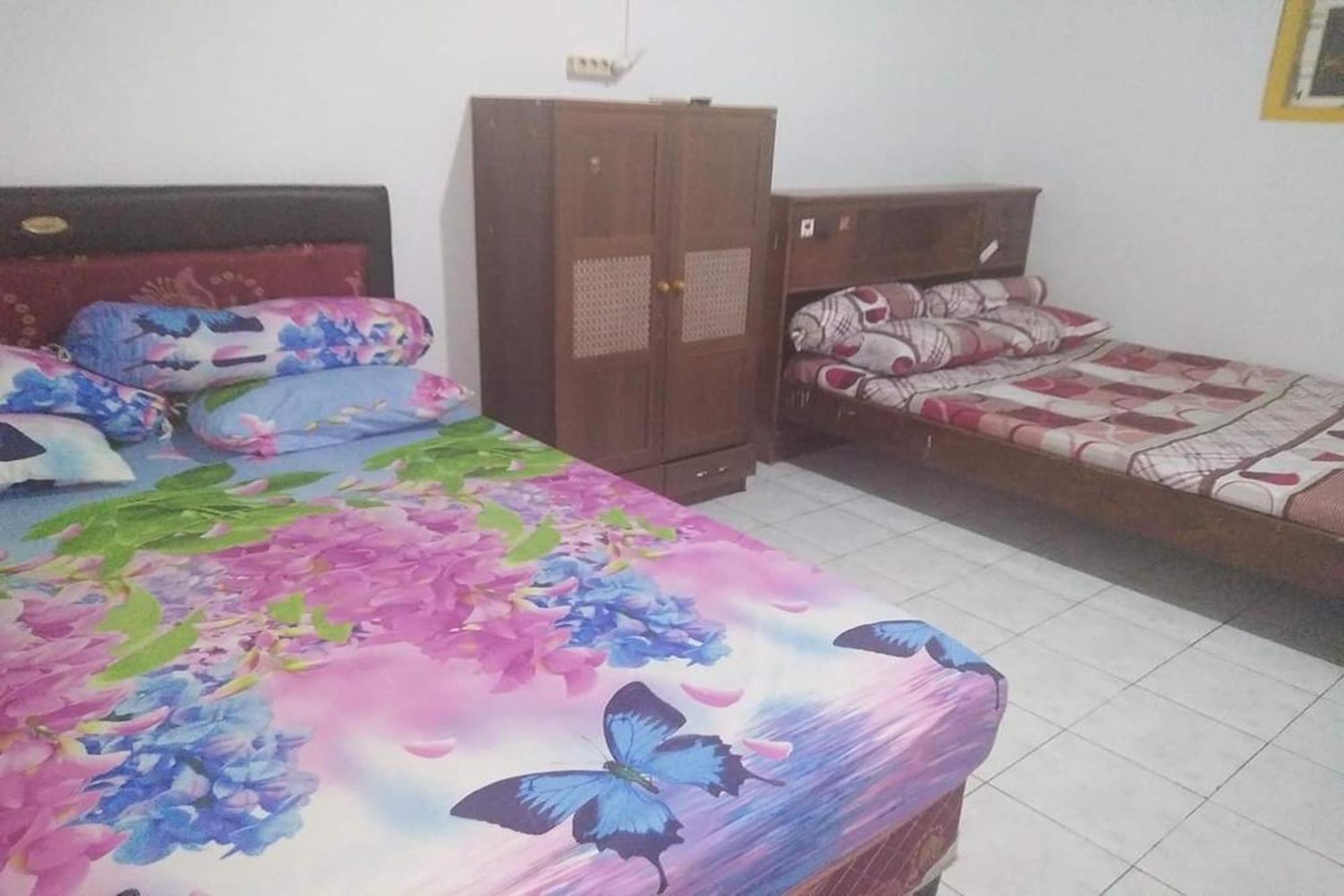 Ganeta Homestay Syariah Sidoarjo Exterior foto